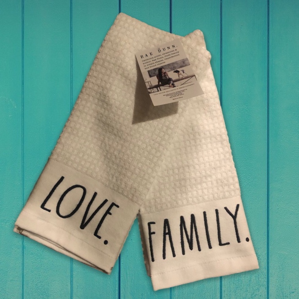 Rae Dunn Towels